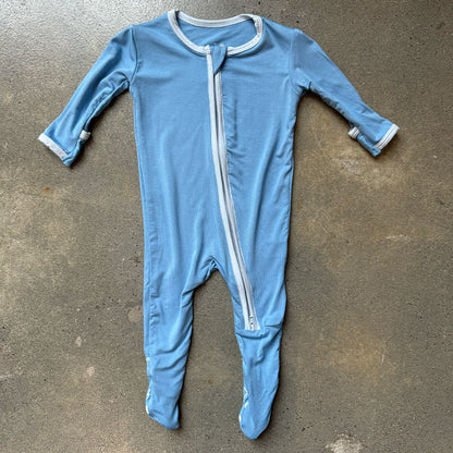 Footie with 2 Way Zipper in Dream Blue with Dew